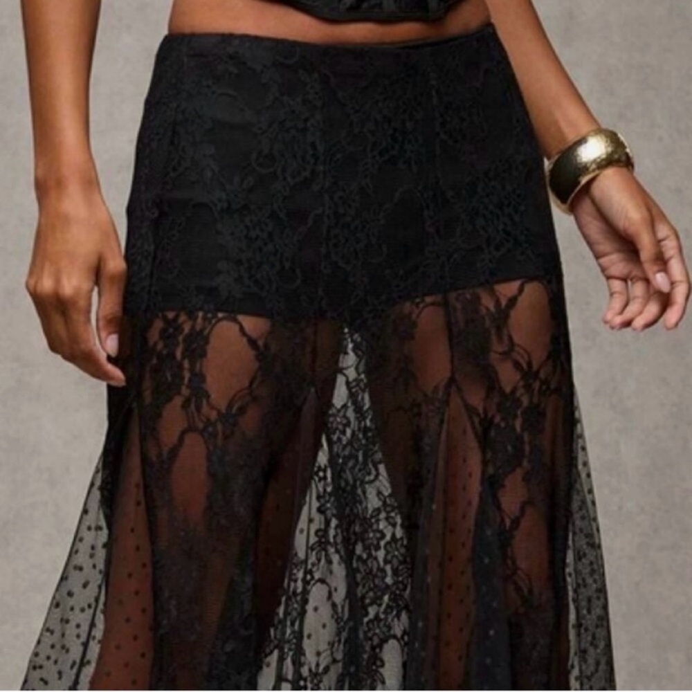 Black lace maxi skirt for festivals & fairs. Clubbing - Picture 3 of 6